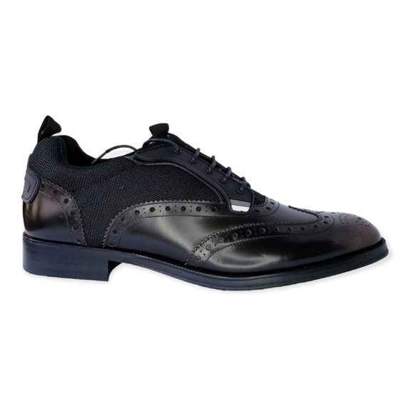 Steve Madden \